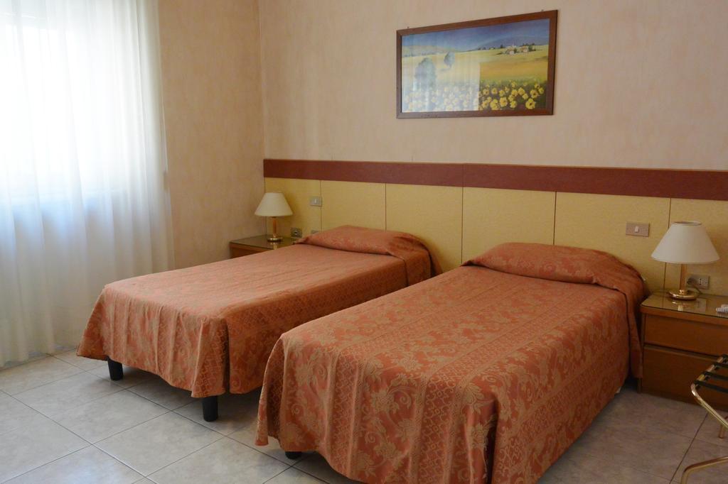Hotel Rosengarten Pavia Exteriör bild