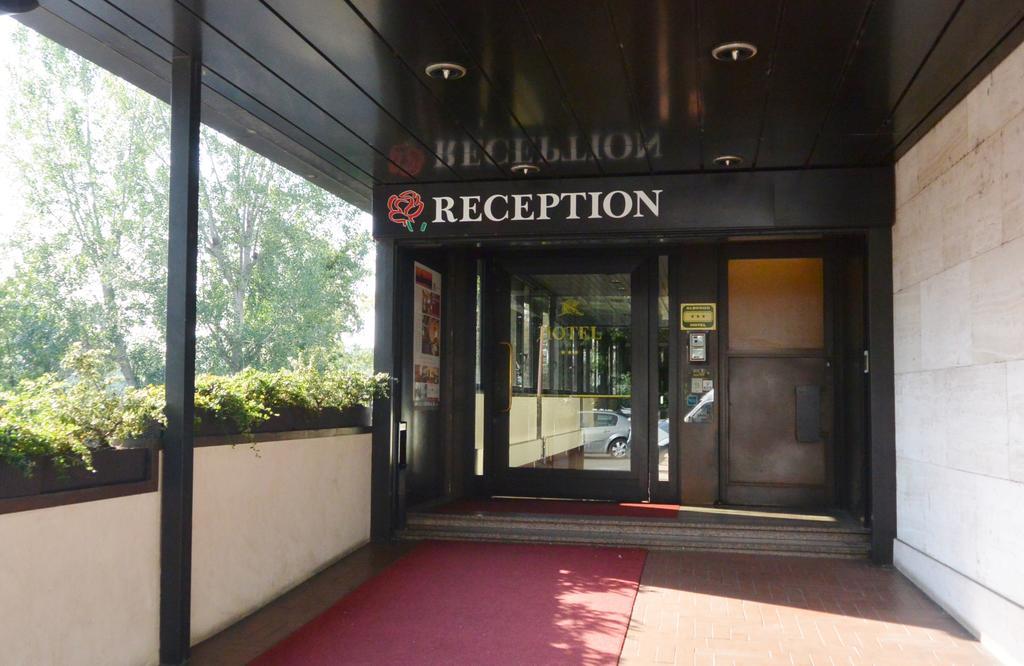 Hotel Rosengarten Pavia Exteriör bild